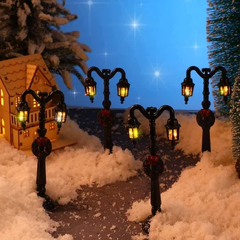 4Pcs Mini Kalėdų Lempos Po Kaimą Pasakų Lempos Traukinio Miniatiūrinių Žibintų Gatvės Lempų, skirtų Lėlių Kaime Priedai 2