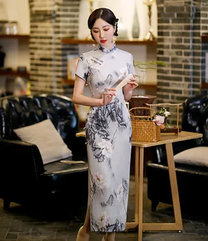 Derliaus Mandarinų Apykaklės Spausdinti Satin Ilgos Stiliaus Qipao Rankų Darbo Mygtuką Trumpas Rankovės Cheongsam Kinijos Moterų Vestuvinė Suknelė