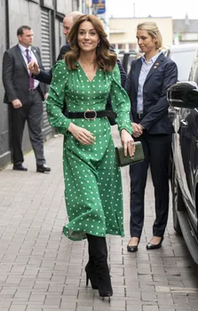 Kate Middleton Suknelė Vasaros Polka Dot Ilga Suknelė Su V-Kaklo, Elegantiškas Darbą Žalios Suknelės Su Diržu
